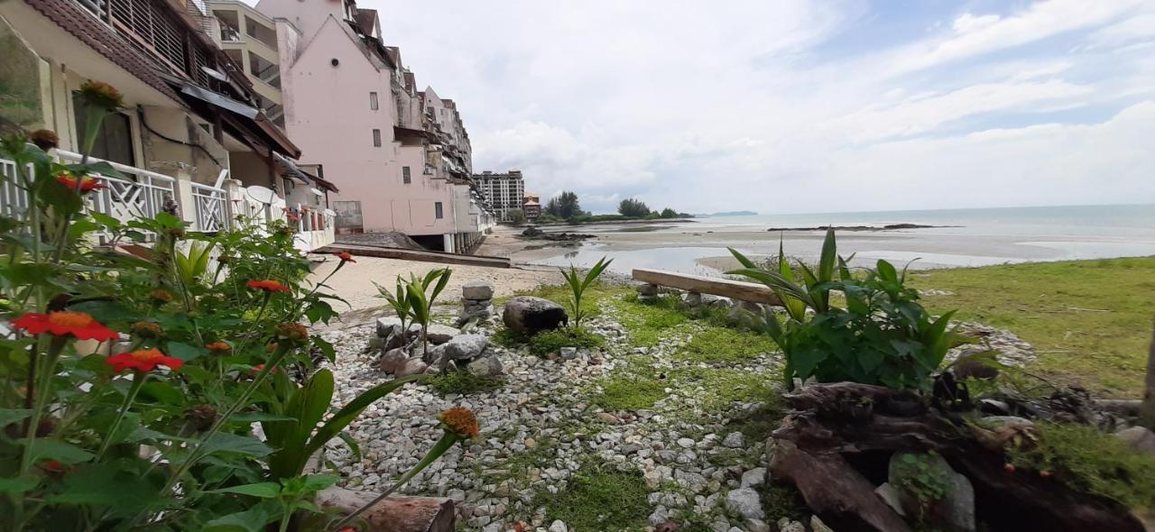 Pd Paradise Lagoon Apartment *